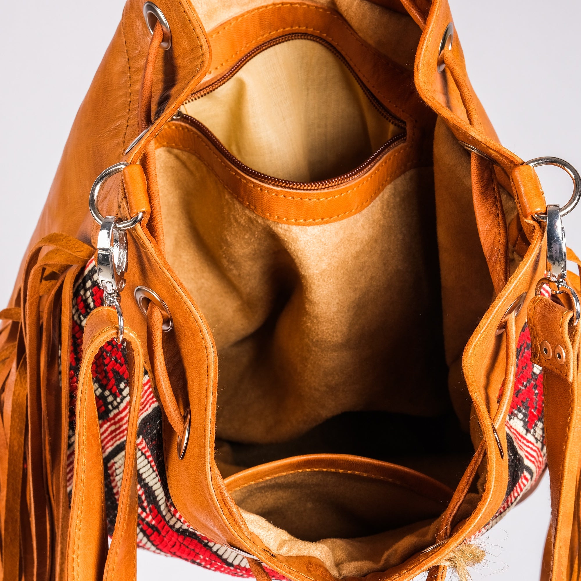 Premium Set of 4 Leather Kilim Bags - Unique and Stylish